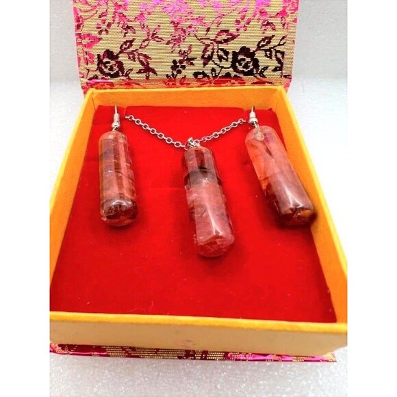 Beautiful Fire Quartz Pendant & Earring Set - Picture 1 of 6